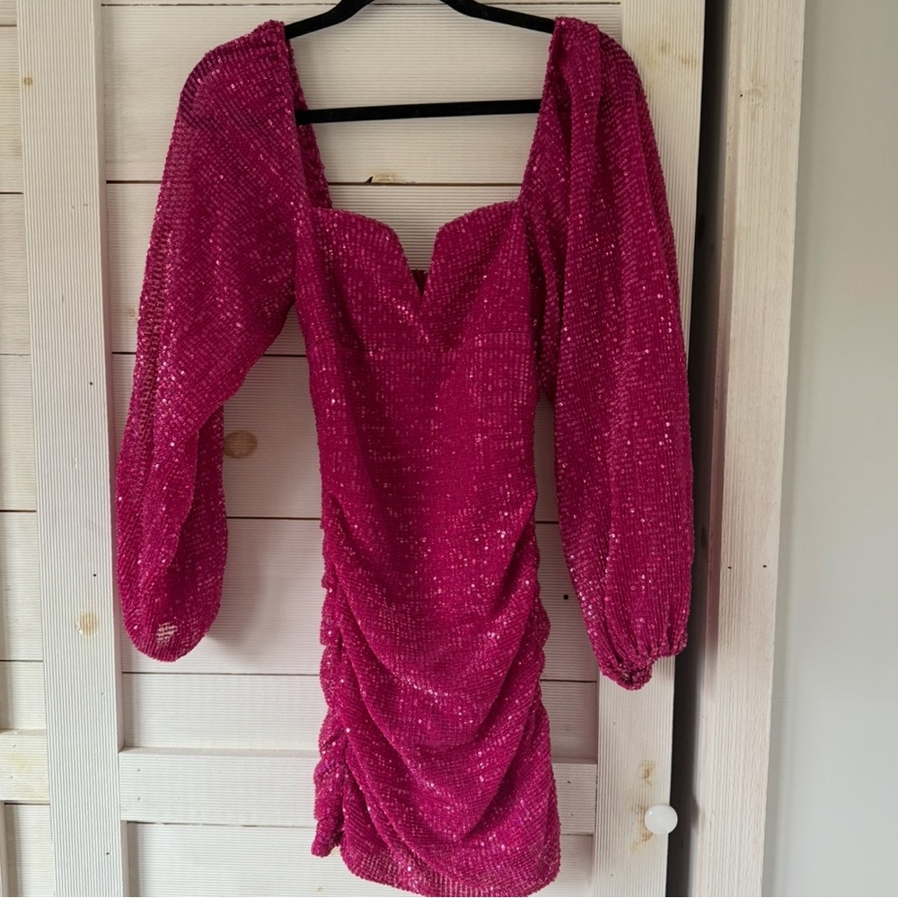 ALTAR’D STATE HOT PINK SEQUINED DRESS SIZE XS